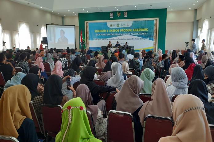 Perpustakaan Balitbang Diklat Hadir pada Ekspos Produk Akademik di IAIN Cirebon