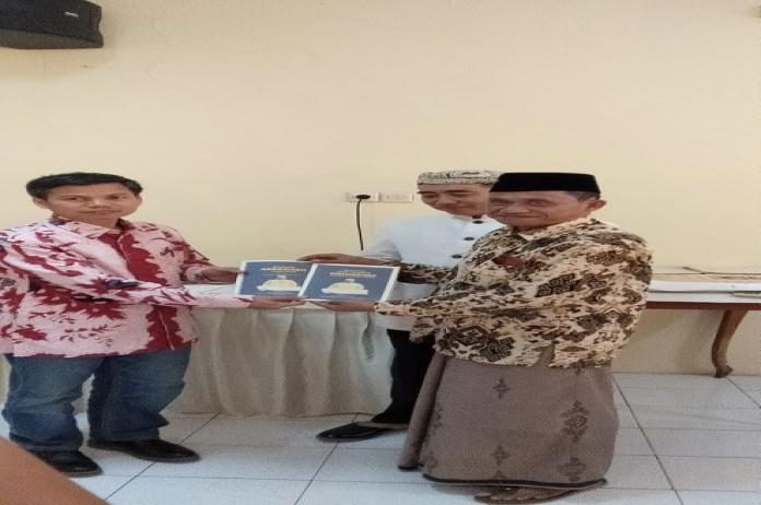 Puslitbang LKKMO Selenggarakan FGD Manuskrip Keagamaan di Cirebon