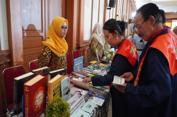 Perpus Kemenag RI  Meriahkan Perayaan Hari Lahir Nabi Agung Kongzi ke 2574