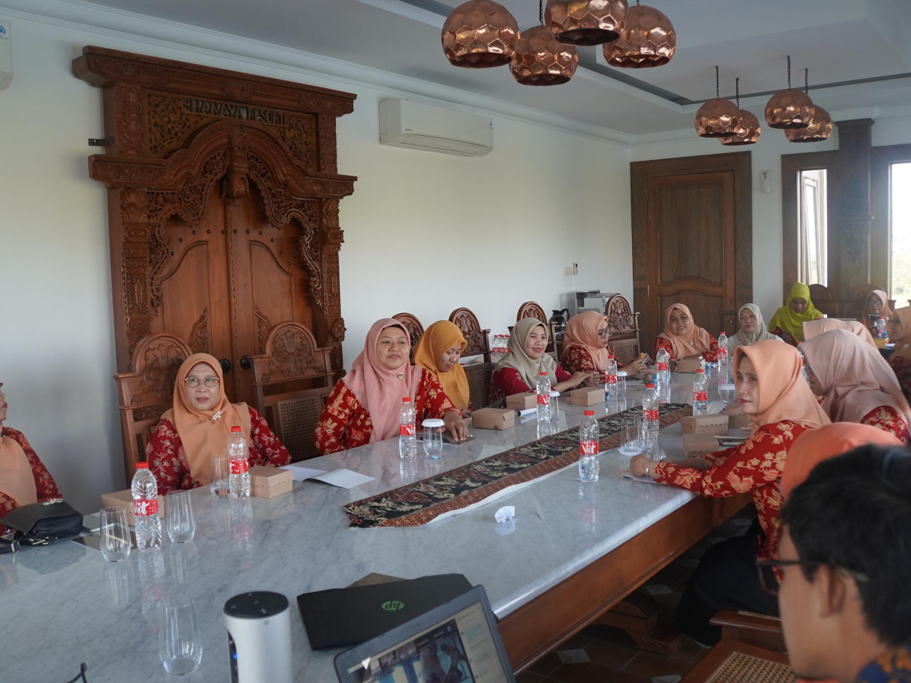 Seminar Nasional DWP Balitbang Diklat: Peran Ganda Perempuan sebagai Istri dan Ibu yang Salehah

